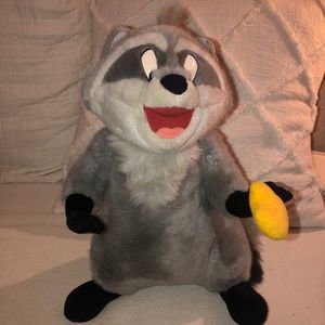 Vintage Walt Disney World Pocahontas Meeks Raccoon Large Plush